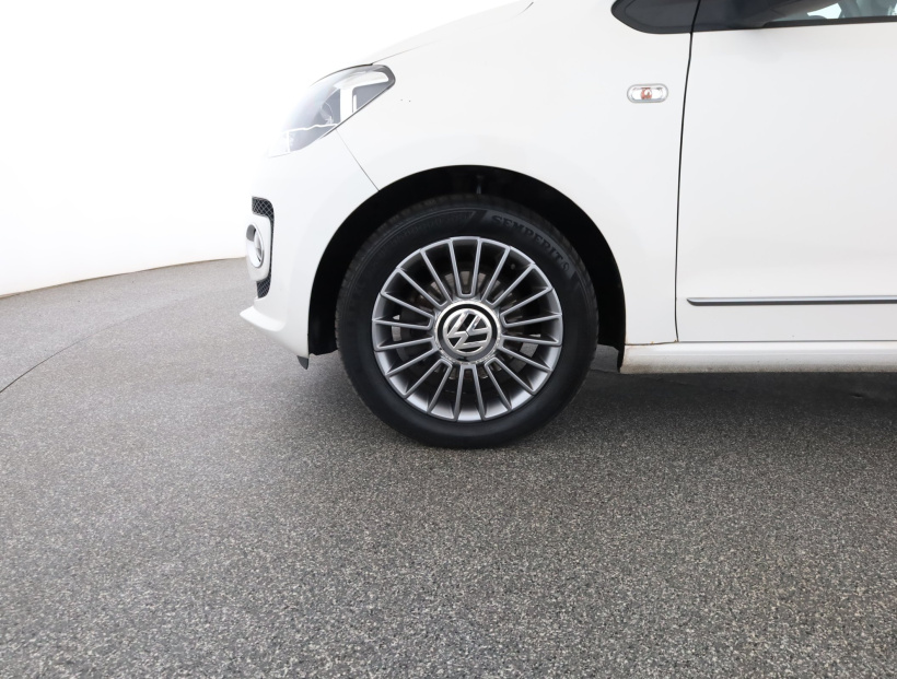 Volkswagen Up!, 2013
