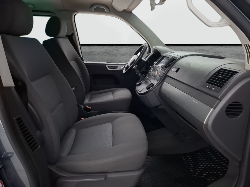 Volkswagen Multivan, 2003