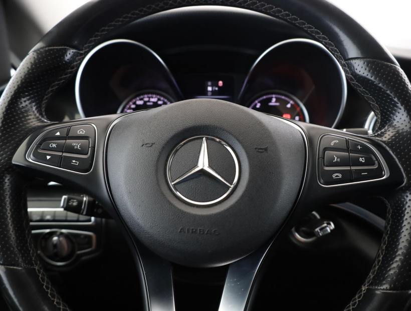Mercedes-Benz V, 2016