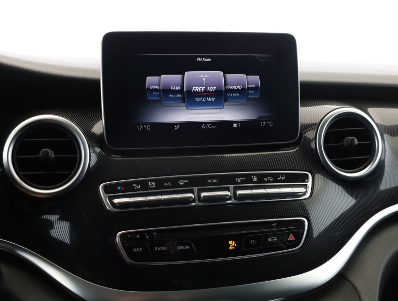 Mercedes-Benz V, 2016