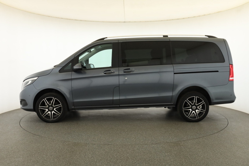 Mercedes-Benz V, 2016