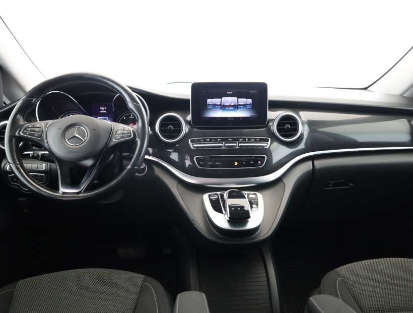 Mercedes-Benz V, 2016