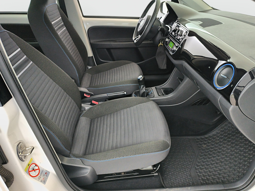 Volkswagen Up!, 2014