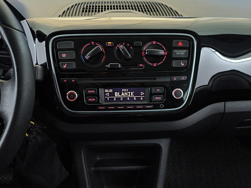 Volkswagen Up!, 2014