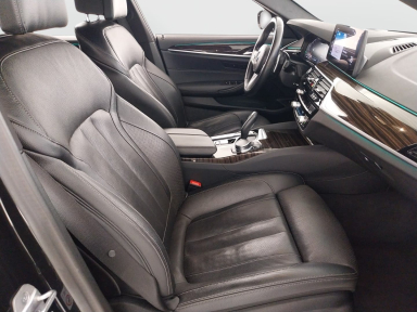 BMW 5 - 2023