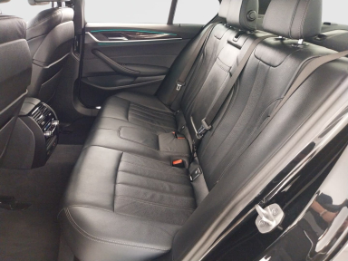 BMW 5 - 2023