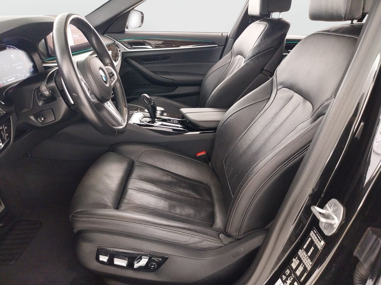 BMW 5 - 2023
