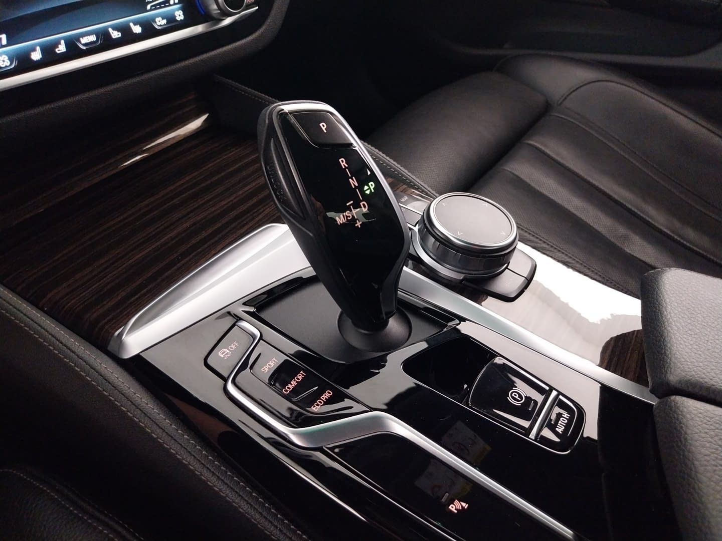 BMW 5 - 2023