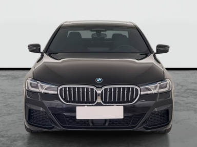 BMW 5 - 2023