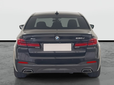 BMW 5 - 2023