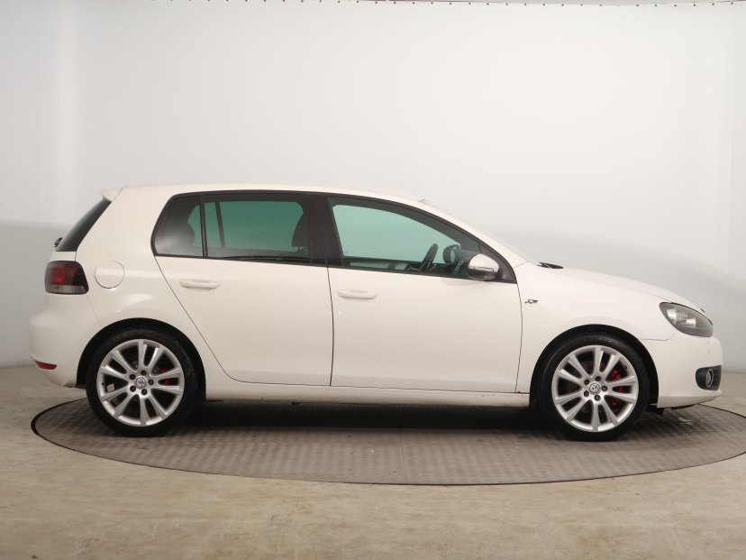 Volkswagen Golf, 2010