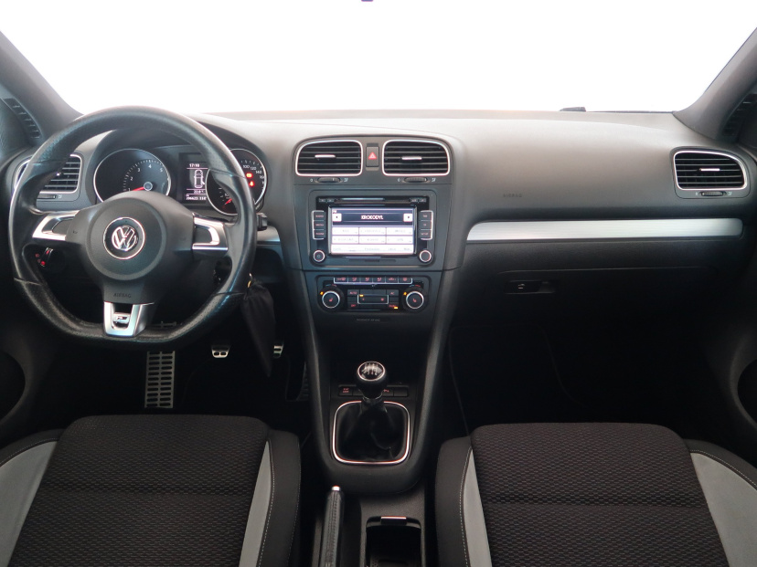 Volkswagen Golf, 2010