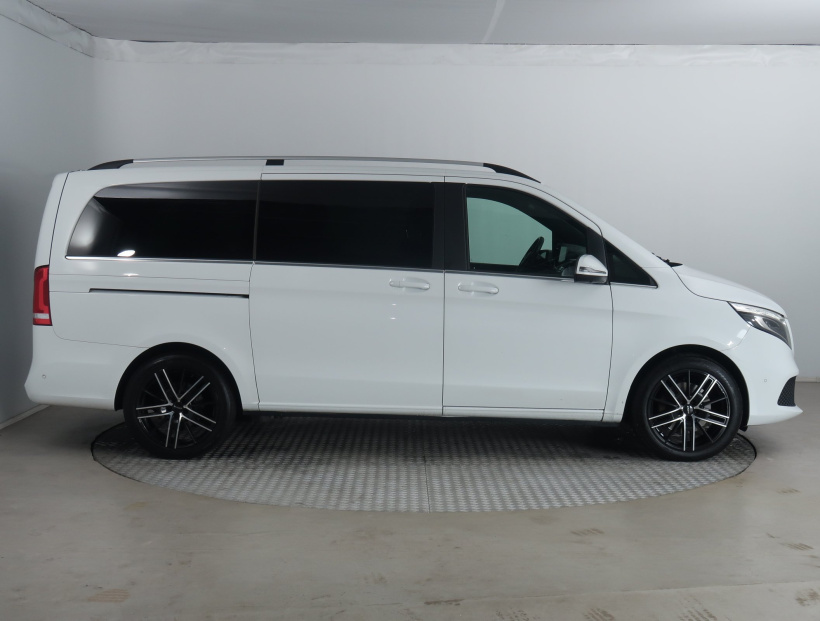 Mercedes-Benz V, 2020