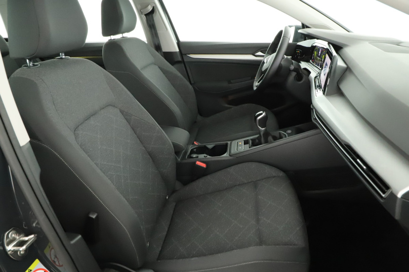 Volkswagen Golf, 2021