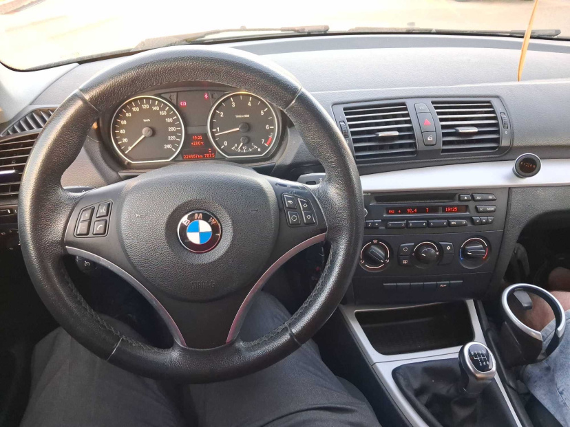 BMW 1, 2010