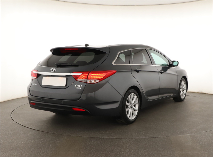 Hyundai i40, 2013