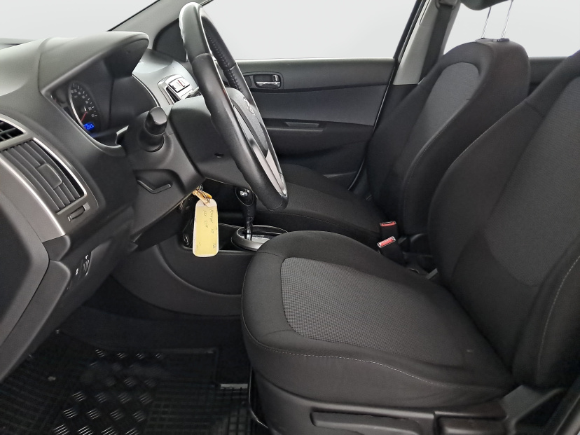 Hyundai i20, 2013