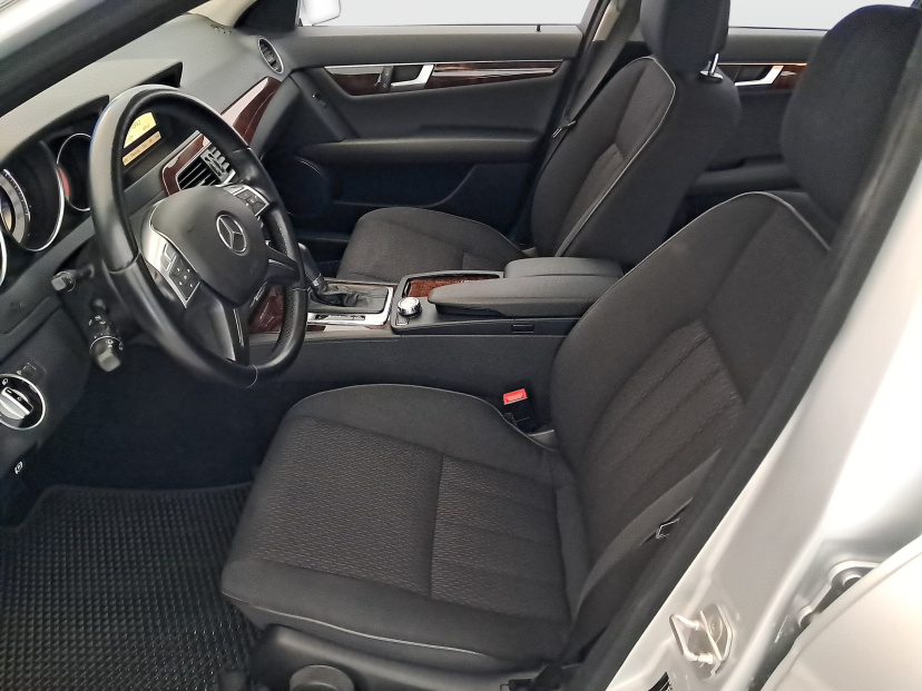 Mercedes-Benz C, 2011