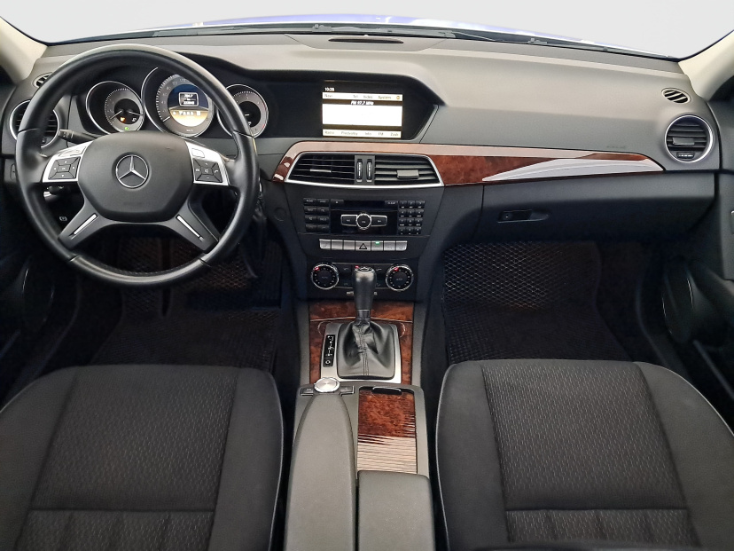 Mercedes-Benz C, 2011
