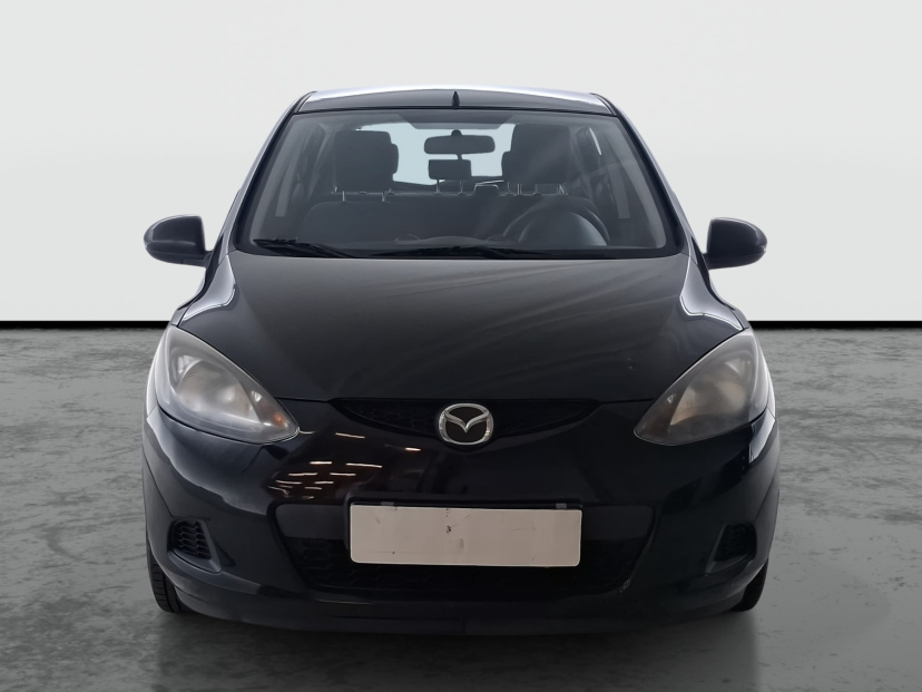 Mazda 2, 2010