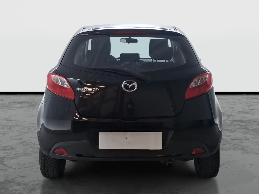 Mazda 2, 2010