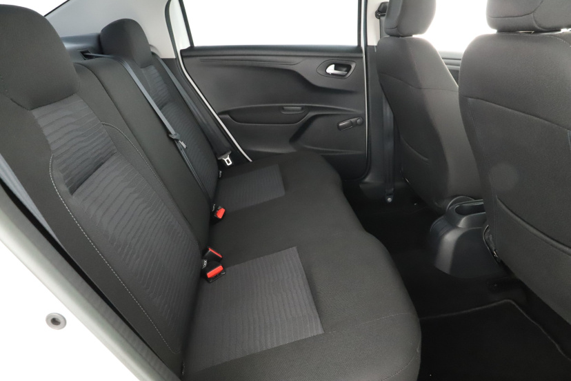 Peugeot 301, 2015