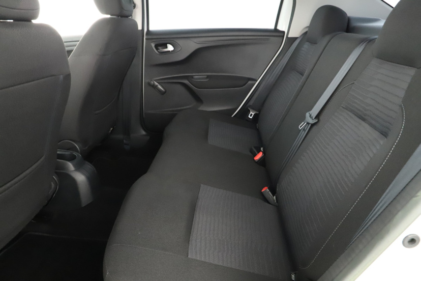 Peugeot 301, 2015
