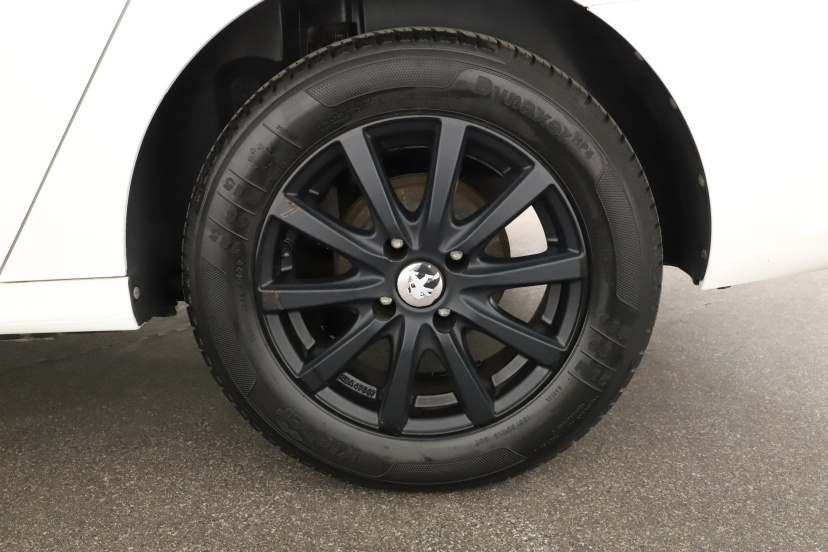 Peugeot 301, 2015