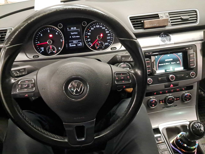 Volkswagen Passat, 2014