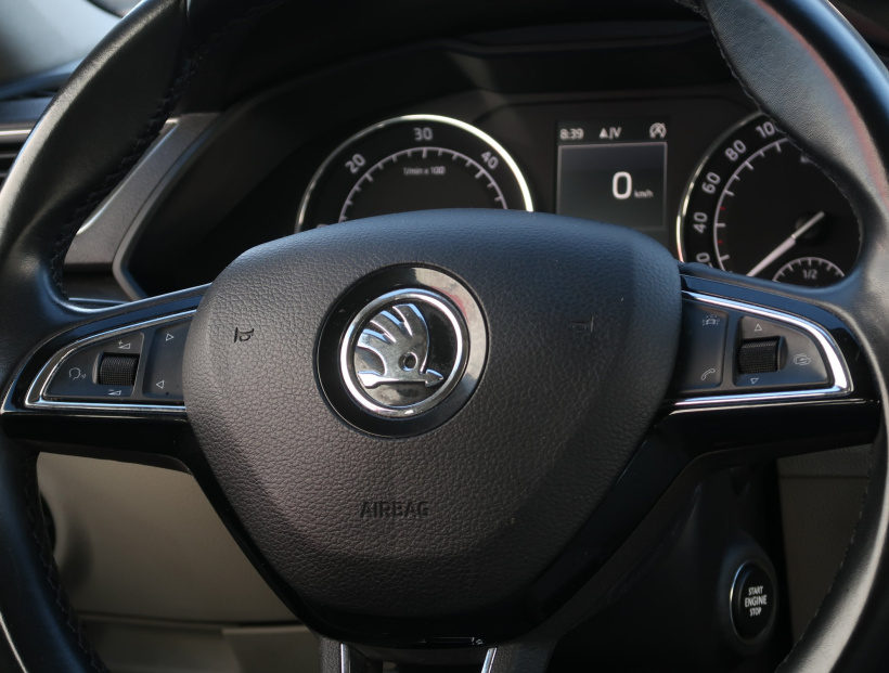 Škoda Superb, 2016