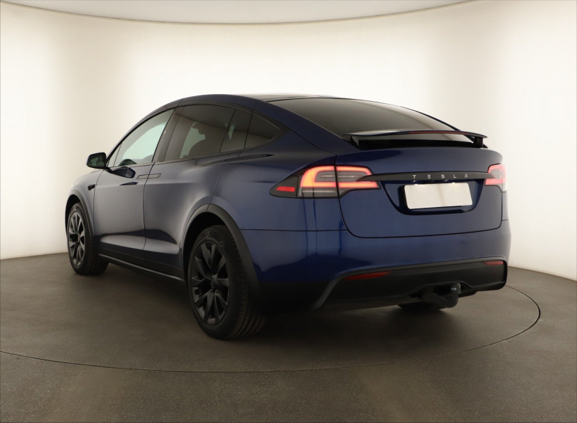Tesla Model X, 2023