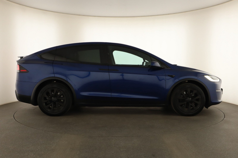 Tesla Model X, 2023