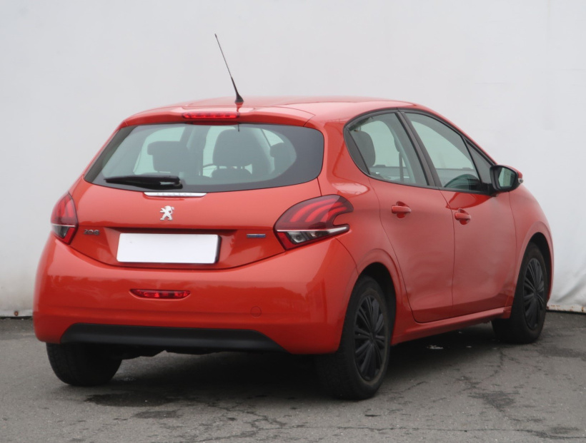 Peugeot 208, 2016