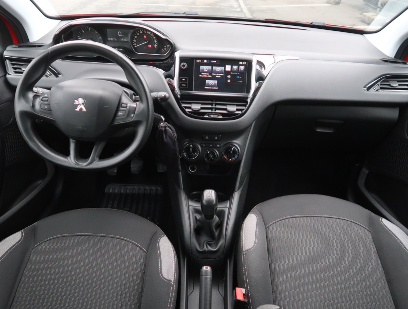 Peugeot 208, 2016