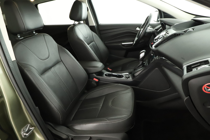 Ford Kuga, 2013