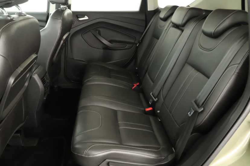 Ford Kuga, 2013