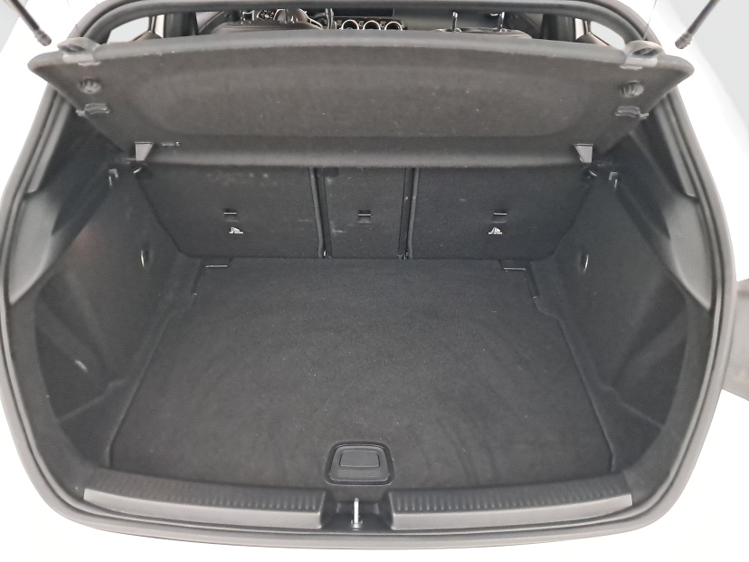 Mercedes-Benz A, 2019