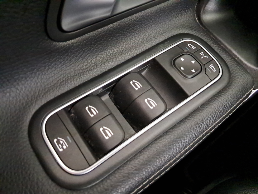 Mercedes-Benz A, 2019