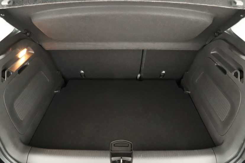 Opel Crossland, 2019