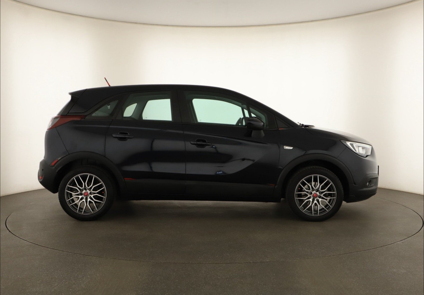 Opel Crossland, 2019