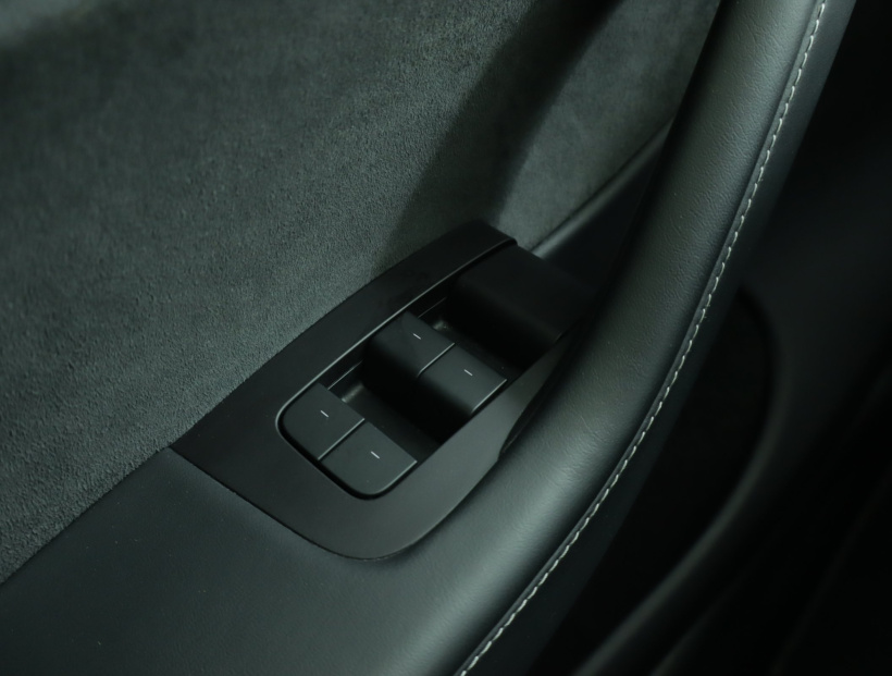 Tesla Model Y, 2022