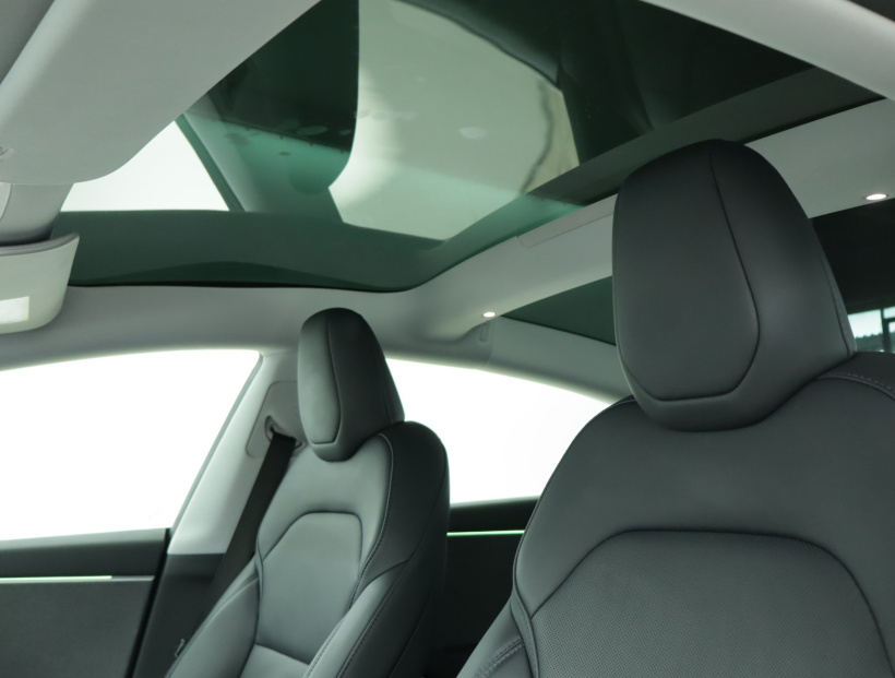 Tesla Model 3, 2024