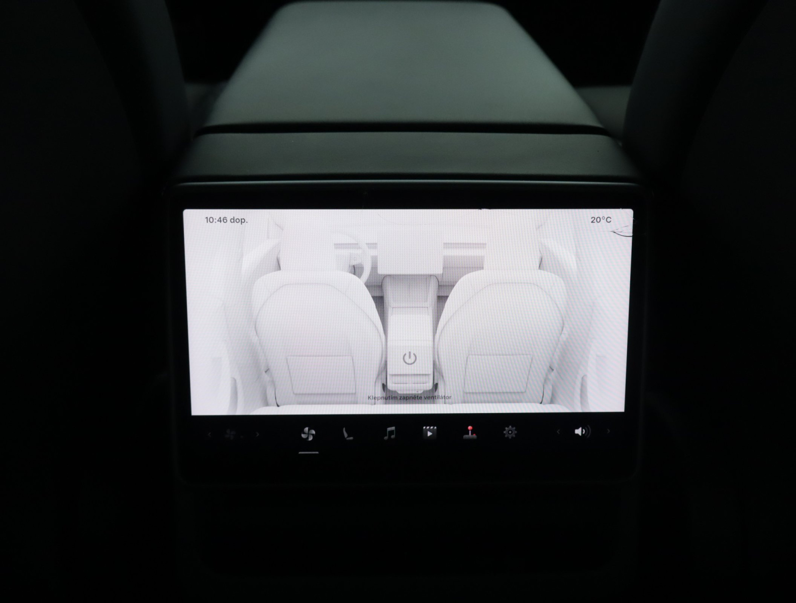 Tesla Model 3 Standard Range Plus – fotografie 26