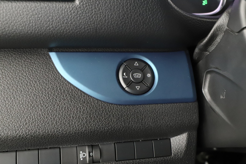 Peugeot Traveller, 2021