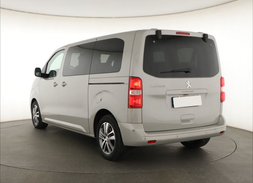 Peugeot Traveller, 2021