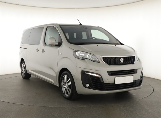 Peugeot Traveller
