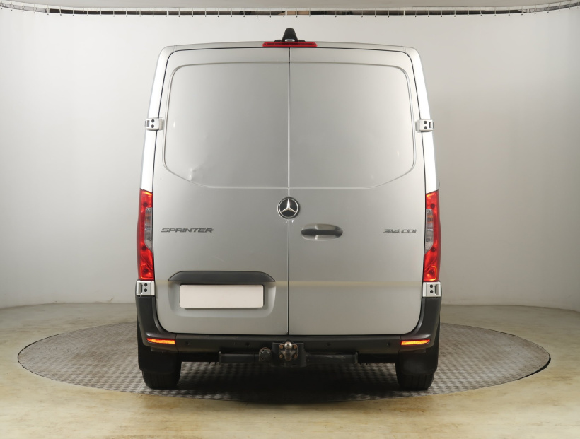 Mercedes-Benz Sprinter, 2021