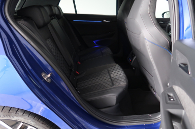 Volkswagen Golf - 2026