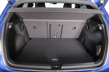 Volkswagen Golf - 2026