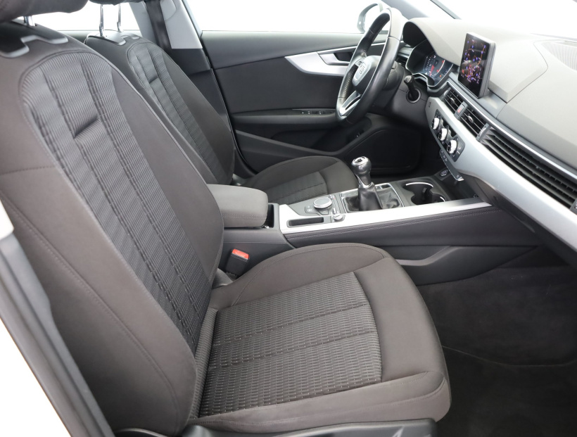 Audi A4, 2017